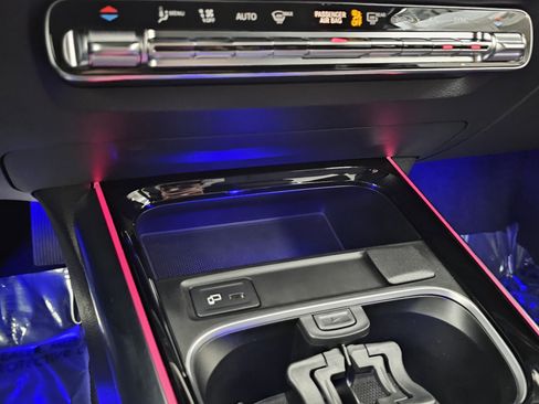 Certified 2023 Mercedes-Benz GLA 250 4MATIC image 33