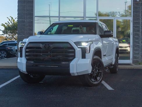 Used 2025 Toyota Tundra SR5 image 11