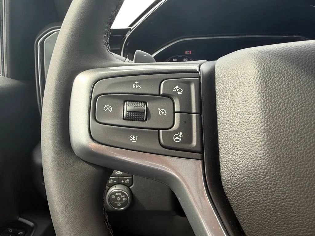 New 2026 Chevrolet Silverado 1500 RST w/ Z71 Off-Road Package AWD/4WD image 17