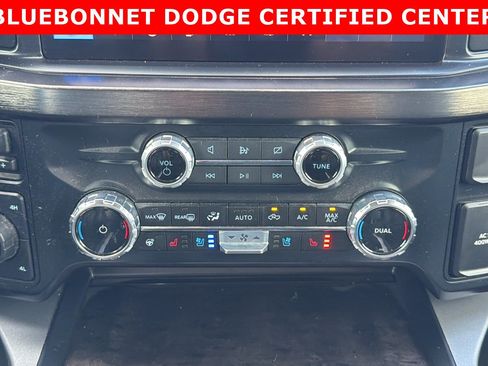 Used 2023 Ford F250 Lariat w/ Lariat Ultimate Package AWD/4WD image 19