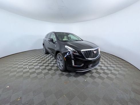Used 2025 Cadillac XT5 Premium Luxury w/ LPO, Floor Liner Package image 31