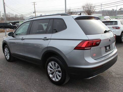 Used 2020 Volkswagen Tiguan S image 24