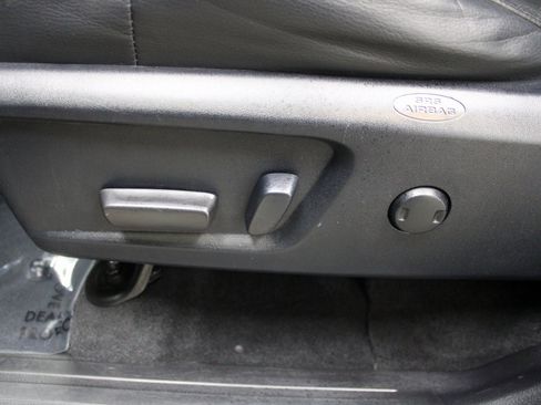 Used 2020 Toyota Tundra SR5 w/ SR5 Leather Package image 13