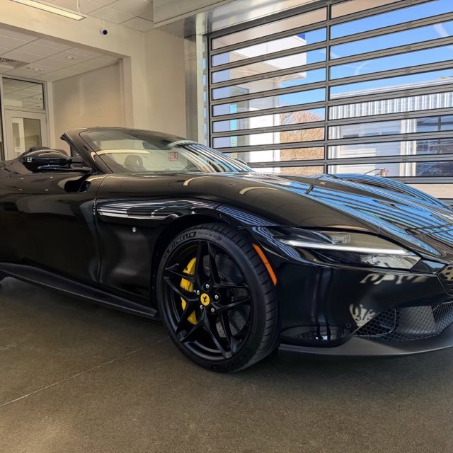 Used 2025 Ferrari Roma Spider RWD 360° Tour