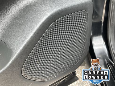 Used 2025 Nissan Rogue SV AWD/4WD image 23