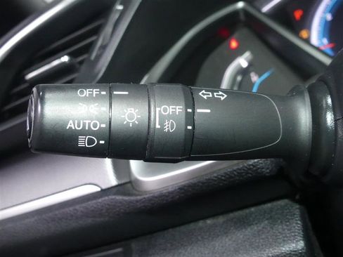 Used 2018 Honda Civic EX-L image 30