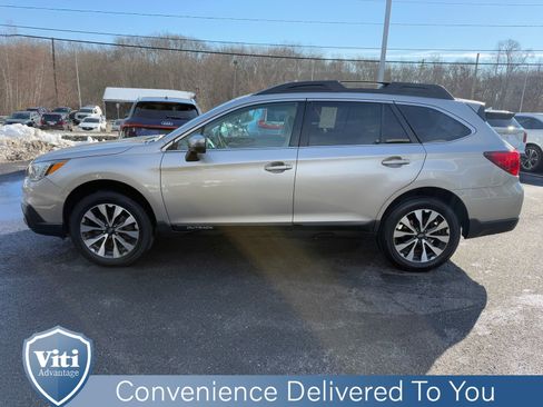 Used 2017 Subaru Outback 2.5i Limited image 5