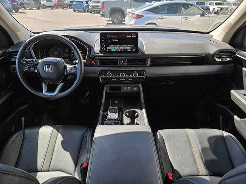 Certified 2025 Honda Pilot EX-L image 29