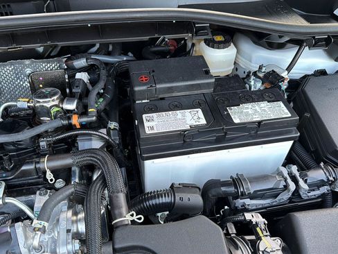 Certified 2026 Toyota Corolla Cross XLE w/ Convenience Package FWD image 38