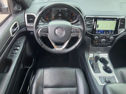 Used 2020 Jeep Grand Cherokee Limited AWD/4WD image 14