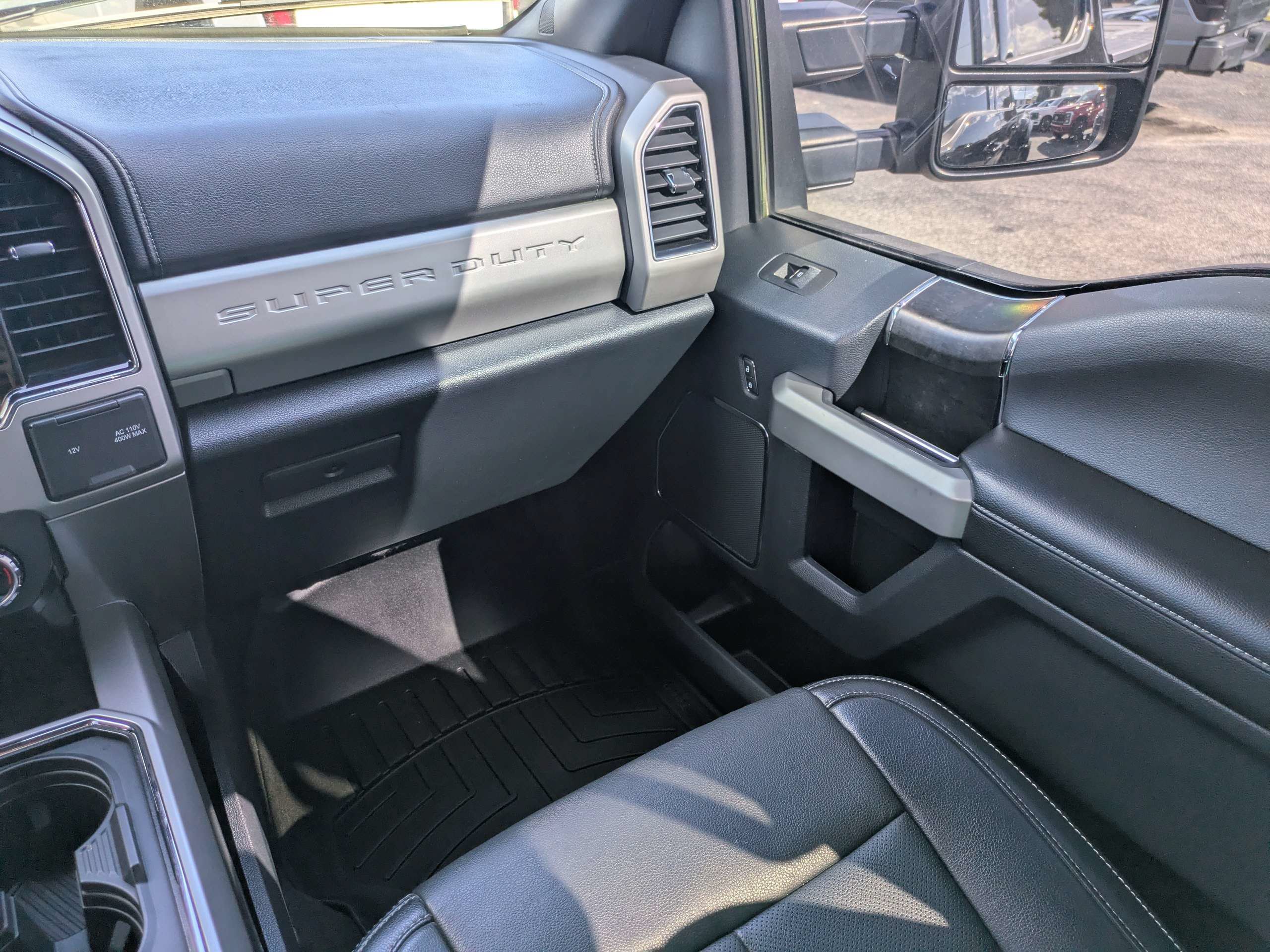 Used 2022 Ford F450 Lariat w/ Lariat Ultimate Package AWD/4WD image 16