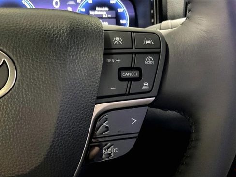 New 2026 Toyota Camry Hybrid image 19