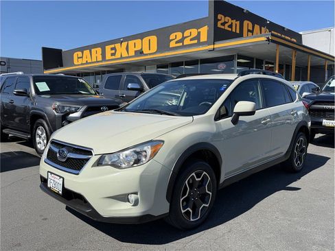 Used 2014 Subaru Crosstrek 2.0i Limited AWD/4WD image 1