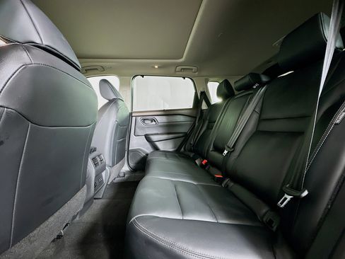 Used 2023 Nissan Rogue SL w/ SL Premium Package image 27