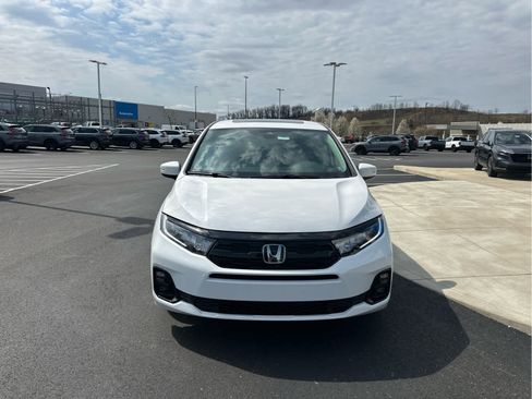 New 2026 Honda Odyssey Elite image 3