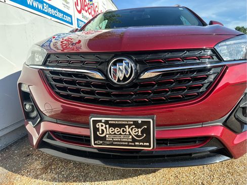 Used 2022 Buick Encore GX Select w/ Sport Touring Package FWD image 11