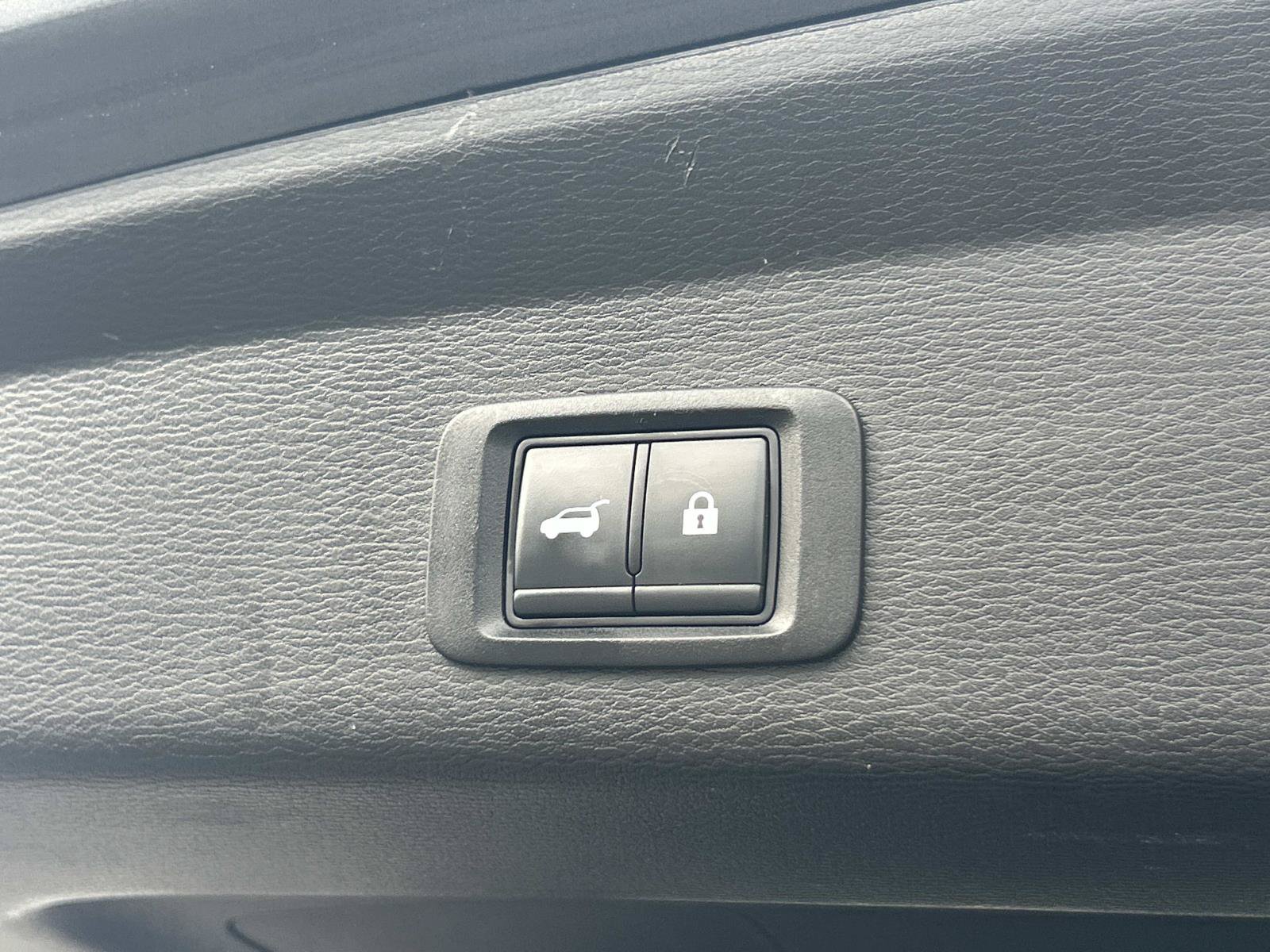 Used 2024 Mitsubishi Outlander SE FWD image 16