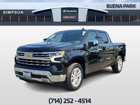 Used 2023 Chevrolet Silverado 1500 LTZ w/ LTZ Convenience Package II RWD image 4