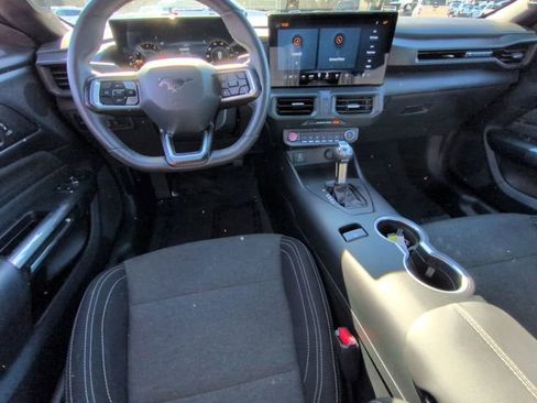 Certified 2024 Ford Mustang Coupe image 13