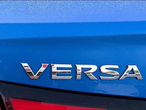 Used 2024 Nissan Versa S w/ S Plus Package image 30