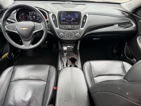 Used 2024 Chevrolet Malibu LT w/ Midnight Edition image 14