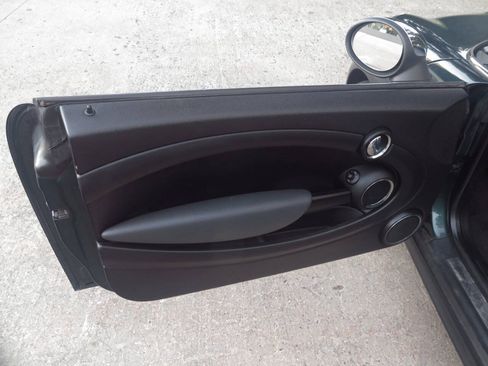 Used 2010 MINI Cooper Convertible FWD image 13