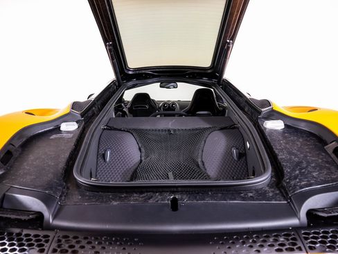 Used 2023 McLaren GT image 21