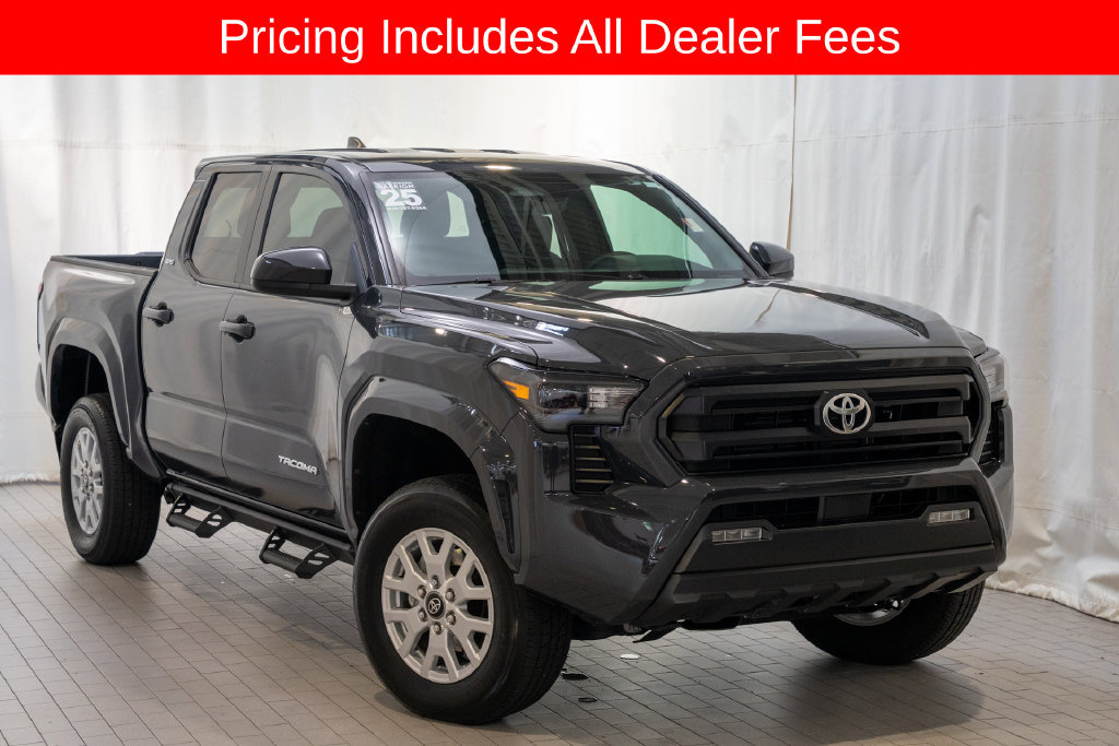 Used 2025 Toyota Tacoma SR5 AWD/4WD image 1