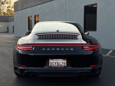 Used 2019 Porsche 911 Targa 4S image 13