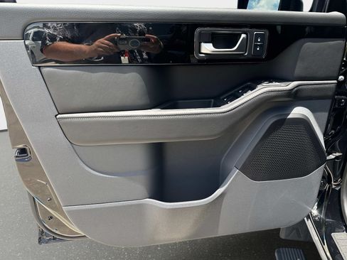 New 2025 INEOS Grenadier AWD/4WD image 17