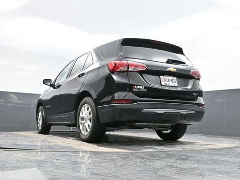 Used 2023 Chevrolet Equinox LT image 46