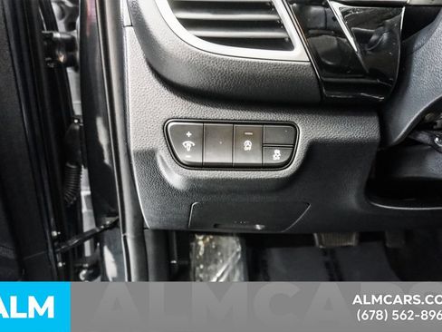 Used 2024 Kia Seltos S FWD image 26