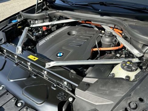 Used 2026 BMW X5 xDrive50e w/ Premium Package AWD/4WD image 16