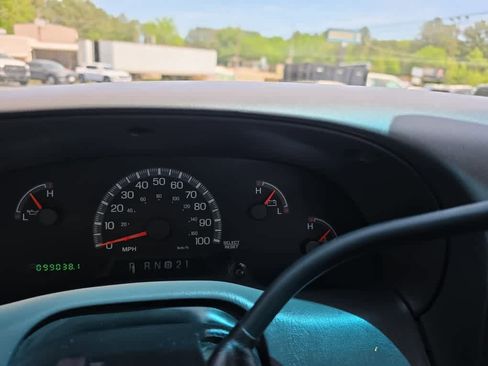 Used 2001 Ford F150 XL image 19