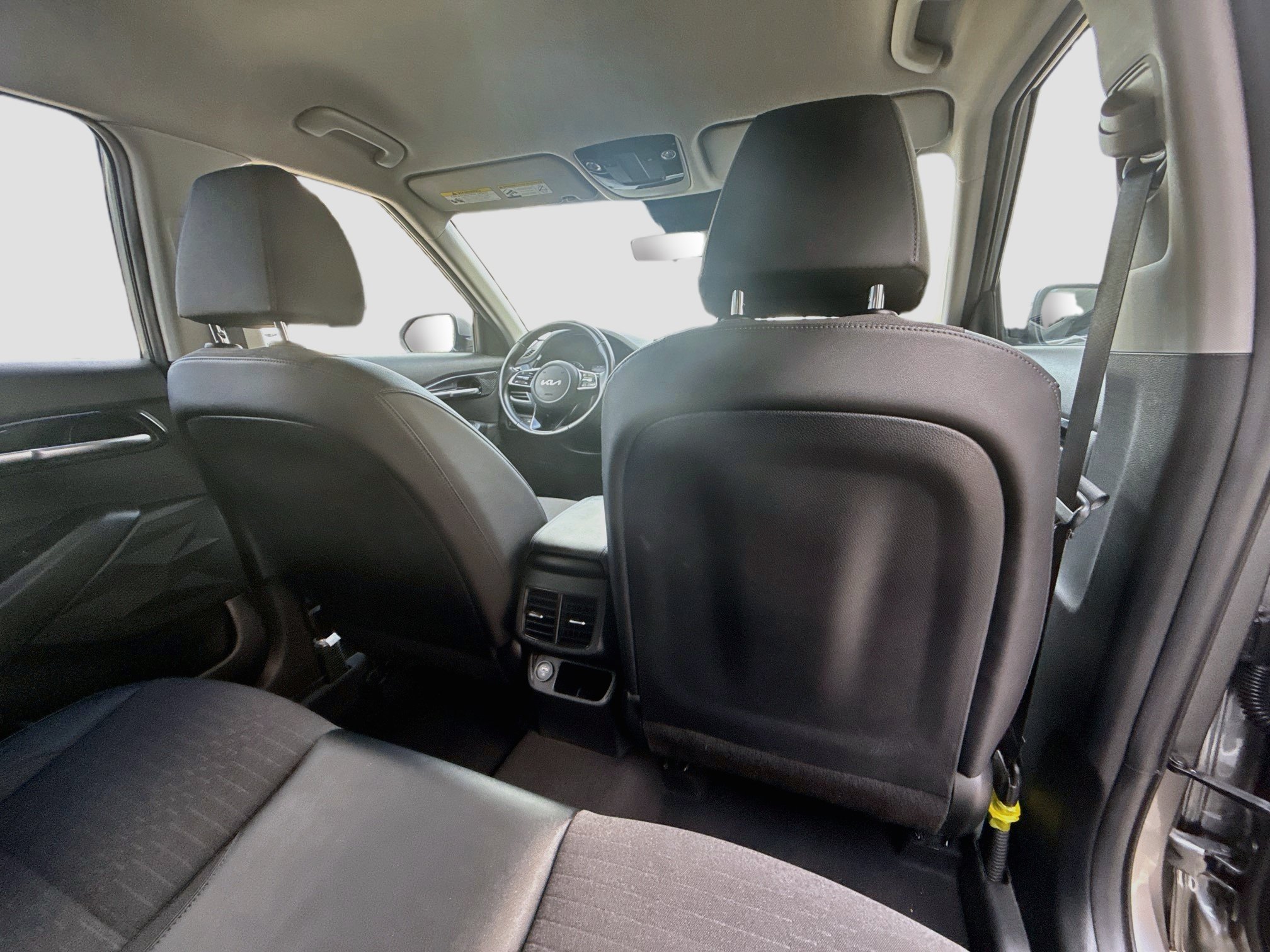 Used 2023 Kia Seltos S FWD image 27
