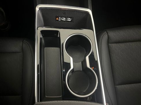 Used 2025 Chevrolet Equinox LT w/ Convenience Package II image 75