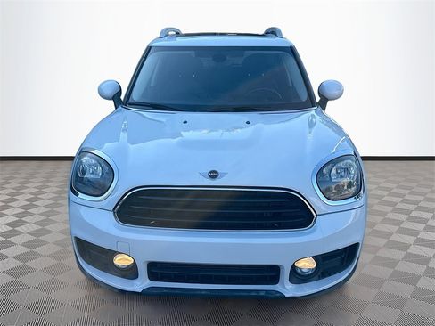 Used 2018 MINI Cooper Countryman w/ Premium Package image 2