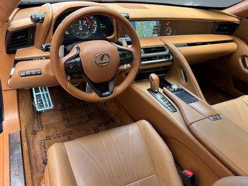 Used 2018 Lexus LC 500 Coupe w/ Touring Package RWD image 29