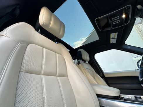 Used 2022 Land Rover Range Rover Sport HSE Silver Edition image 16