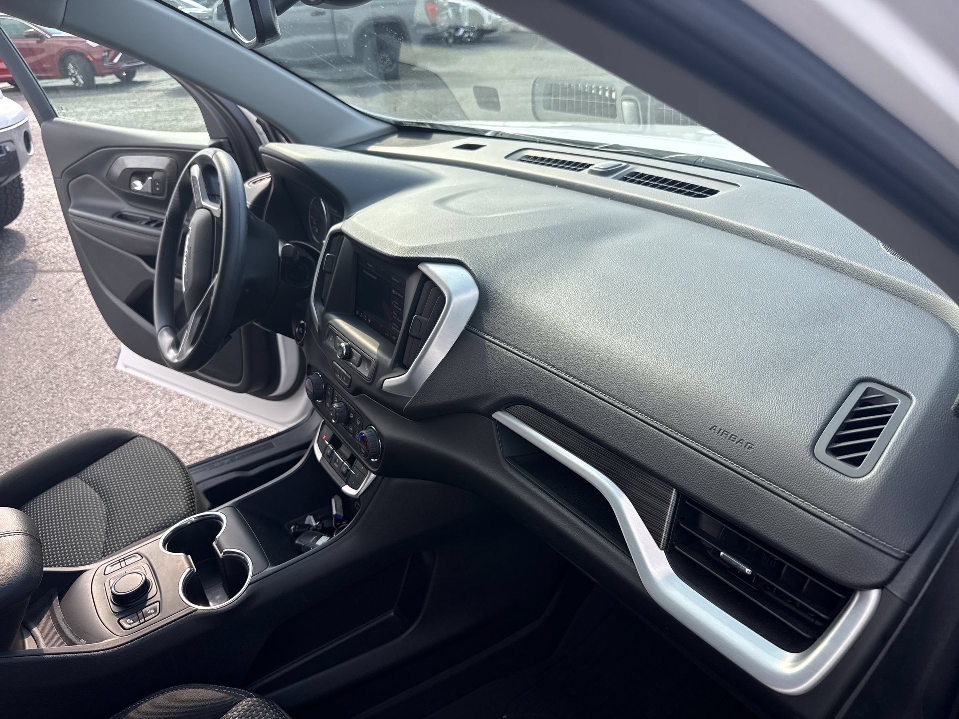 Used 2023 GMC Terrain SLE w/ Driver Convenience Package FWD image 36