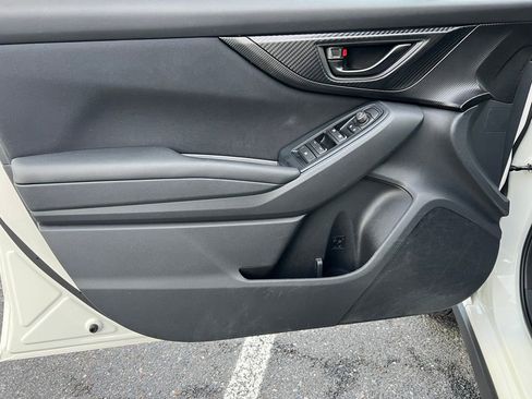 Used 2023 Subaru Crosstrek 2.0i image 14