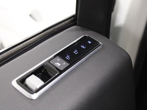 Used 2021 Land Rover Range Rover Westminster Edition image 38