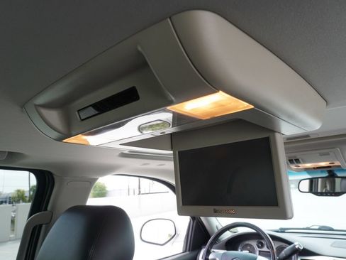 Used 2013 Cadillac Escalade EXT Premium AWD/4WD image 12