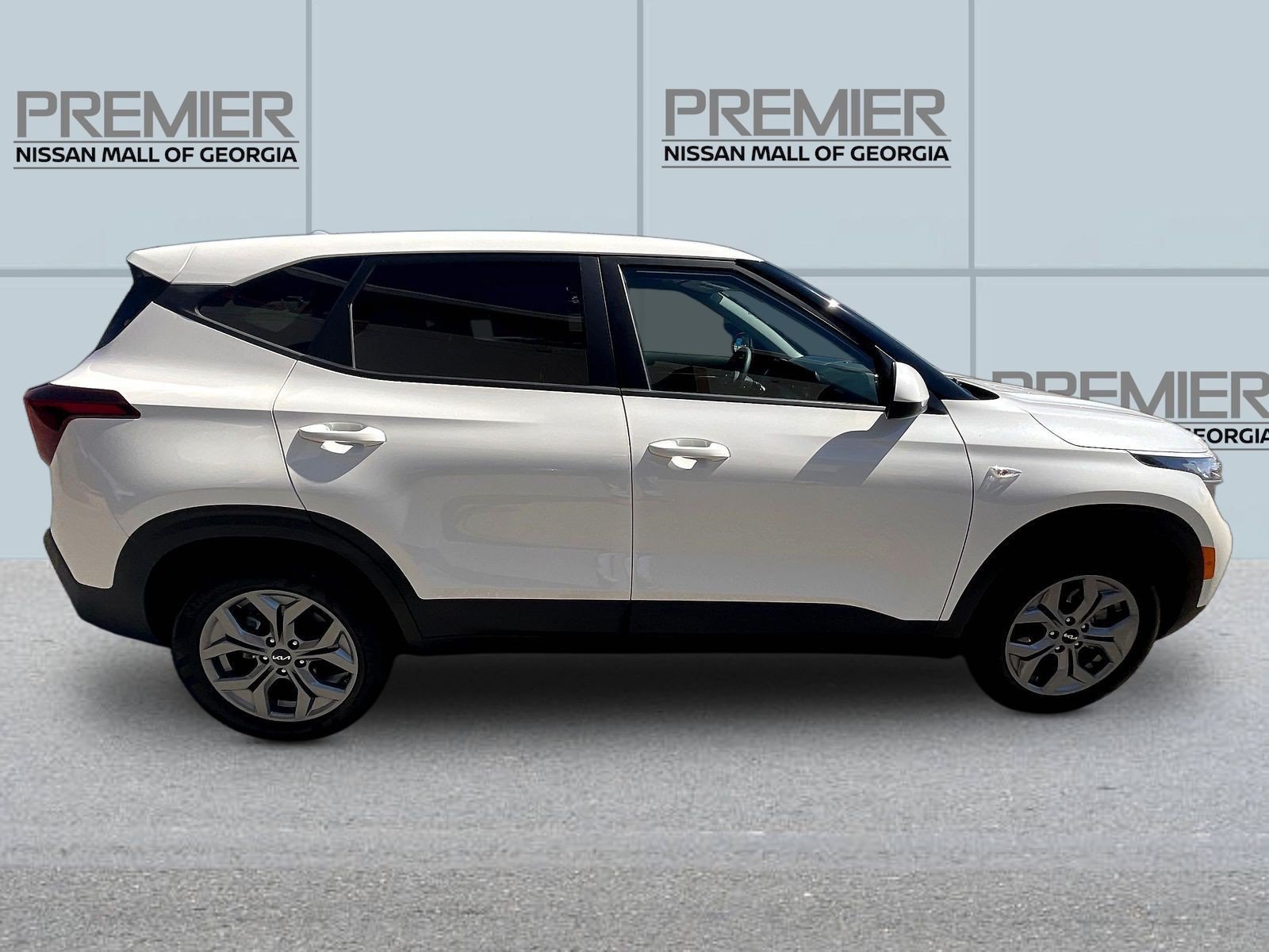 Used 2024 Kia Seltos LX AWD/4WD image 8