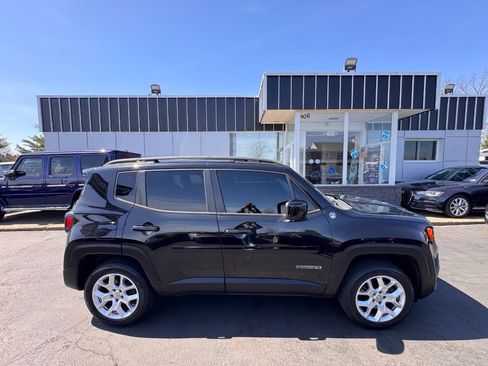 Used 2015 Jeep Renegade Latitude image 9