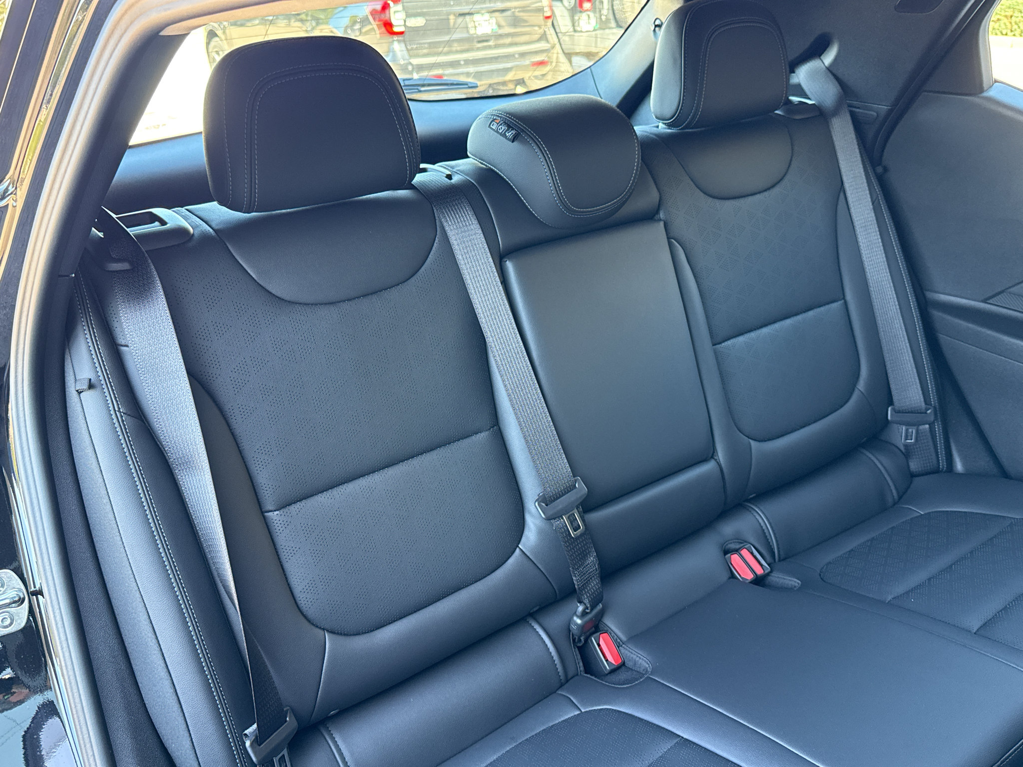 New 2027 Chevrolet Bolt LT w/ Comfort Package FWD image 36