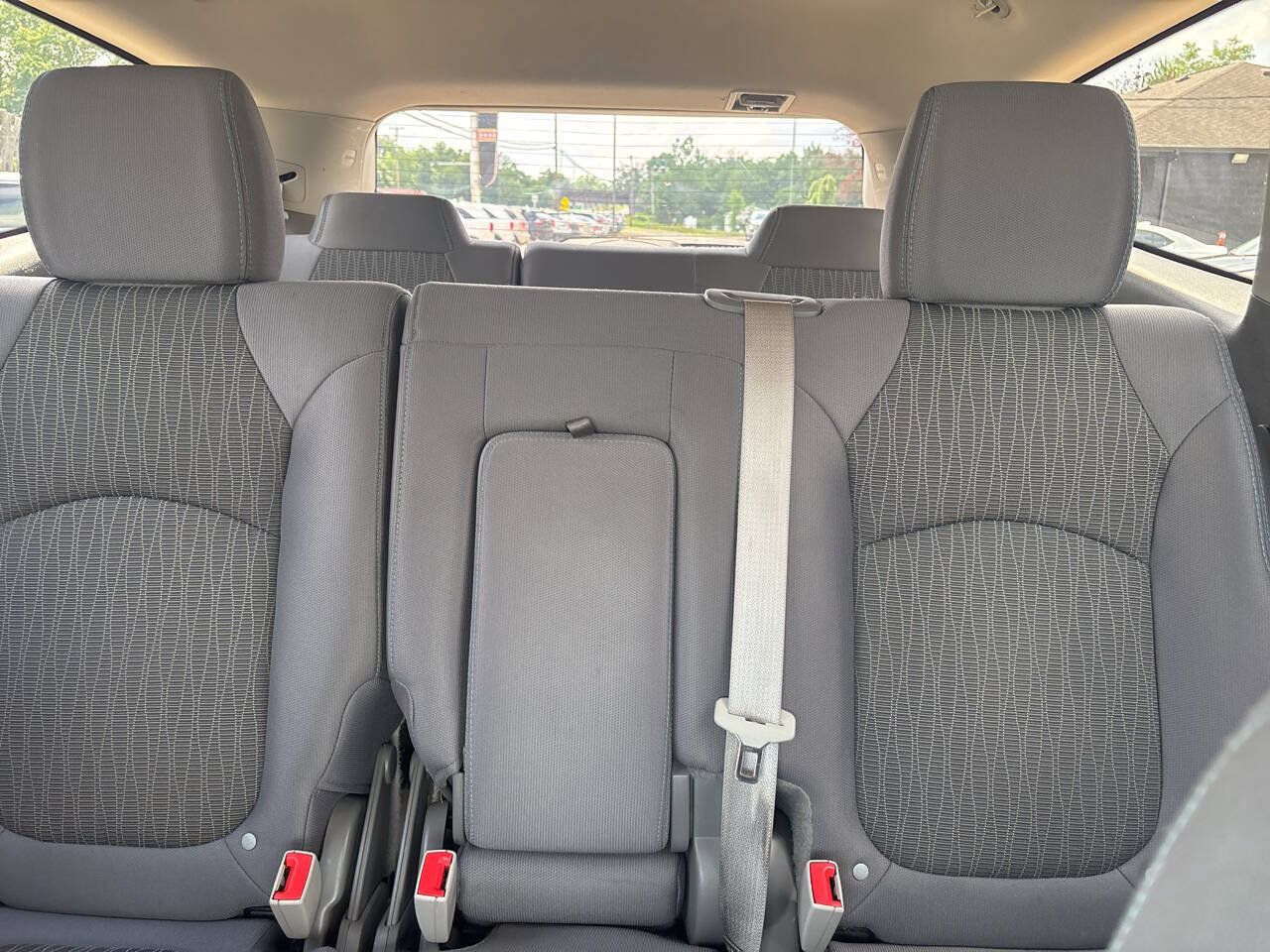Used 2015 Chevrolet Traverse LS AWD/4WD image 23