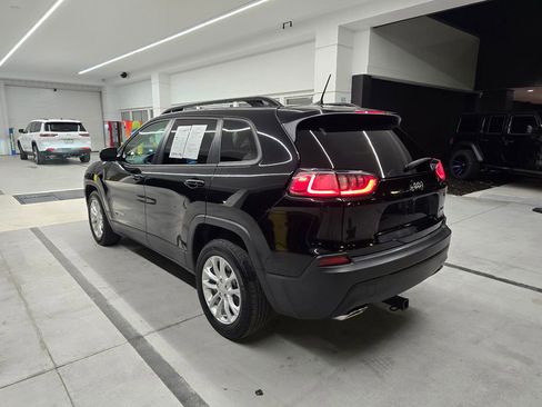Used 2022 Jeep Cherokee Latitude Lux FWD image 4