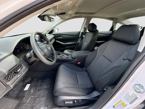 New 2025 Honda Accord SE image 15