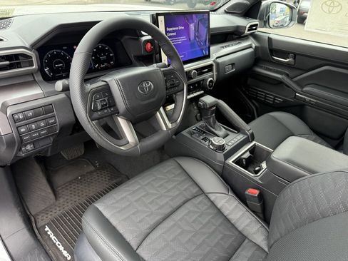 New 2024 Toyota Tacoma TRD Off-Road image 13